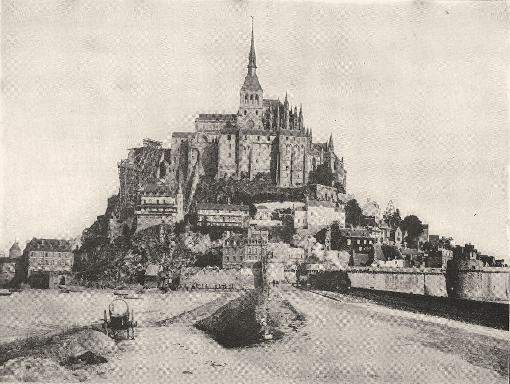 MANCHE. Le Mont- Saint- Michel et la Digue 1900 old antique print picture